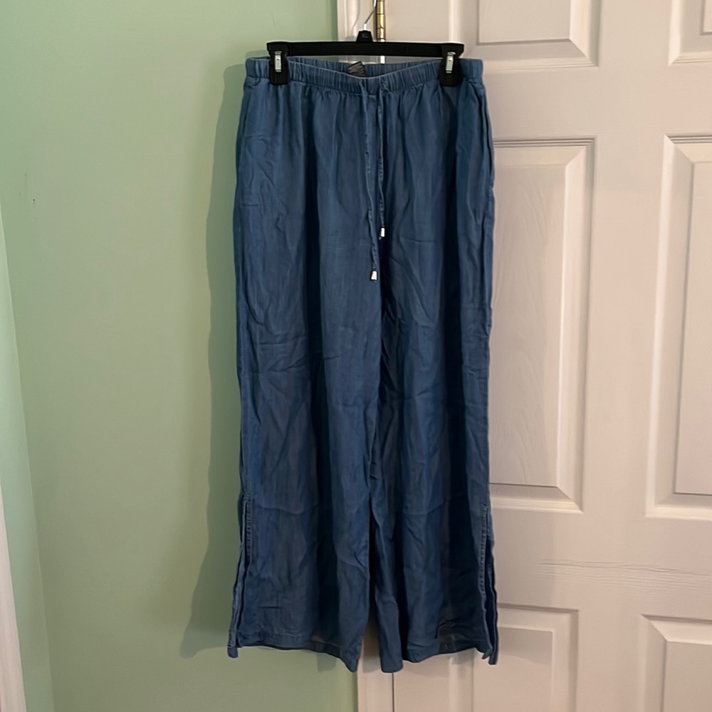 Size L flowy jeans
